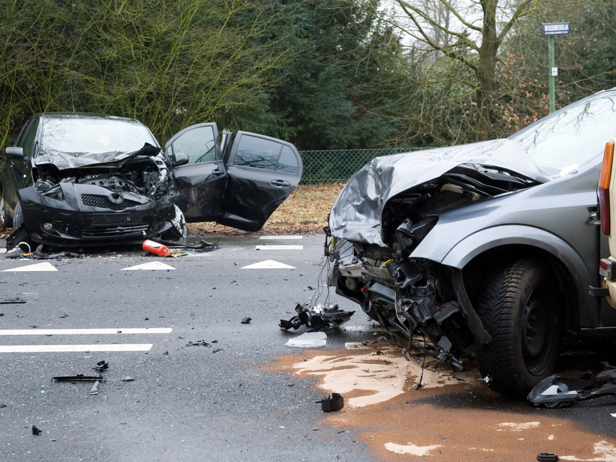 Plymouth Co. Crash Report: Lakeville Police investigate Bedford St injury crash